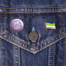 Load image into Gallery viewer, Aromantic Flag Pin | Rainbow &amp; Co